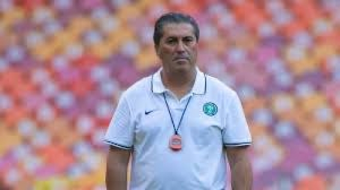 Super Eagles coach Peseiro leaves at end of contract
