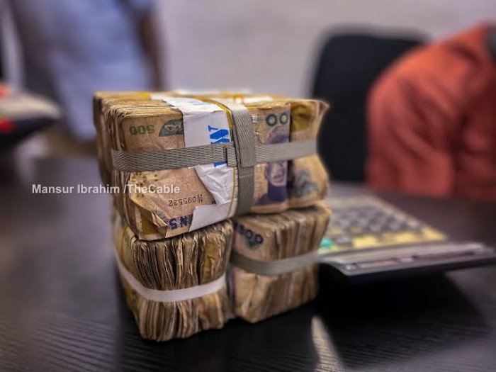 CBN directs resumption of charges for cash deposits above N500k